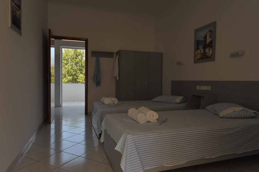 Apartamento Galazia Akti Agios Nikolaos  Habitación foto