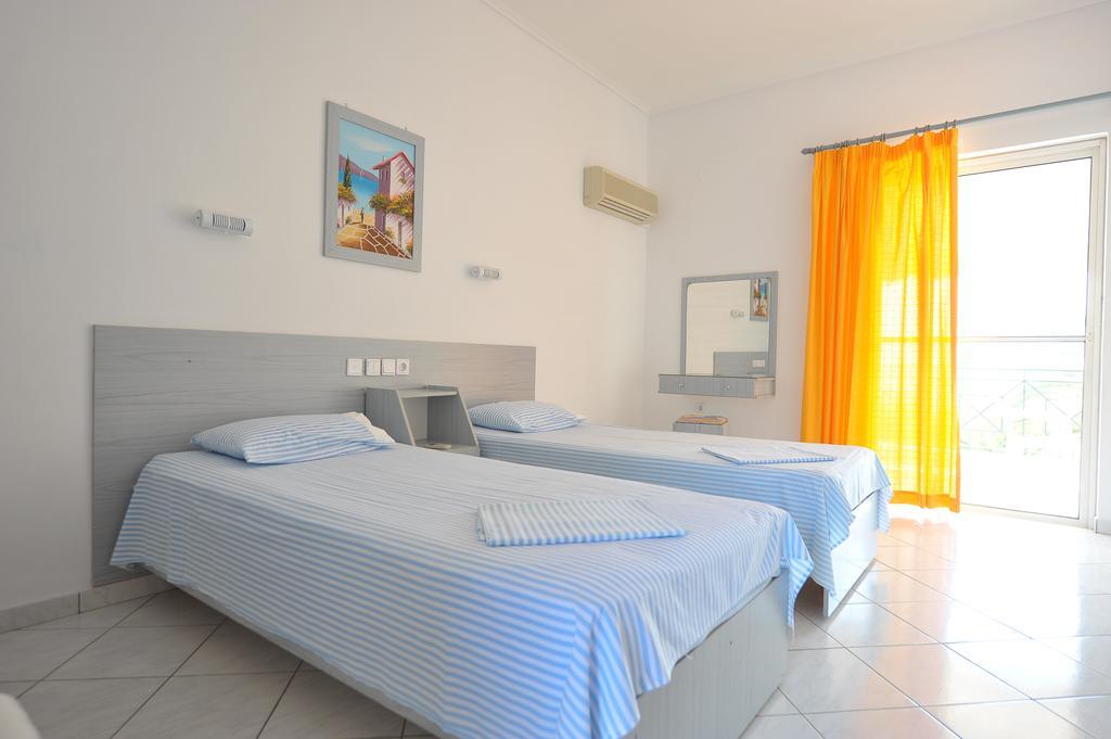 Apartamento Galazia Akti Agios Nikolaos  Habitación foto